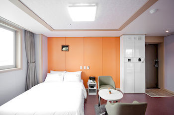Residence Healing Hotel Daejeon Exteriör bild